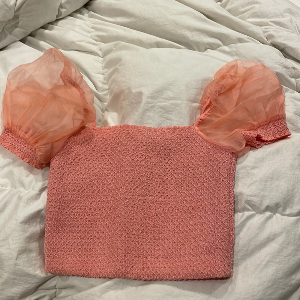 Alice + Olivia puff sleeve crop top